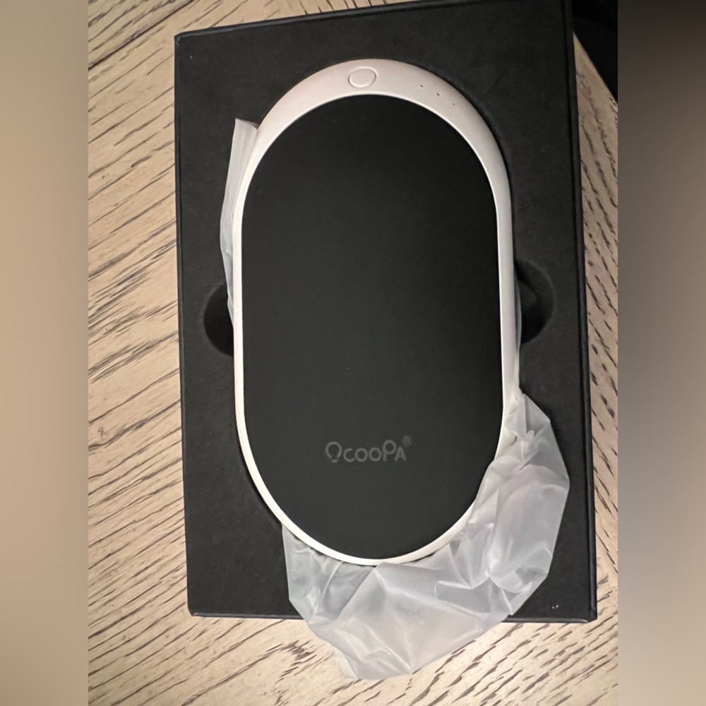 Ocoopa Black and White Hand Warmer NWT